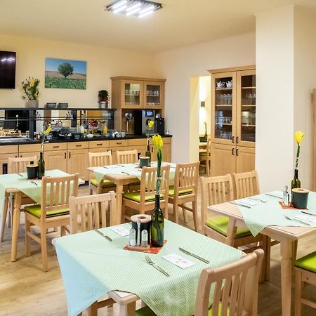 Landhaus Storch - Pension Gänserndorf Zewnętrze zdjęcie