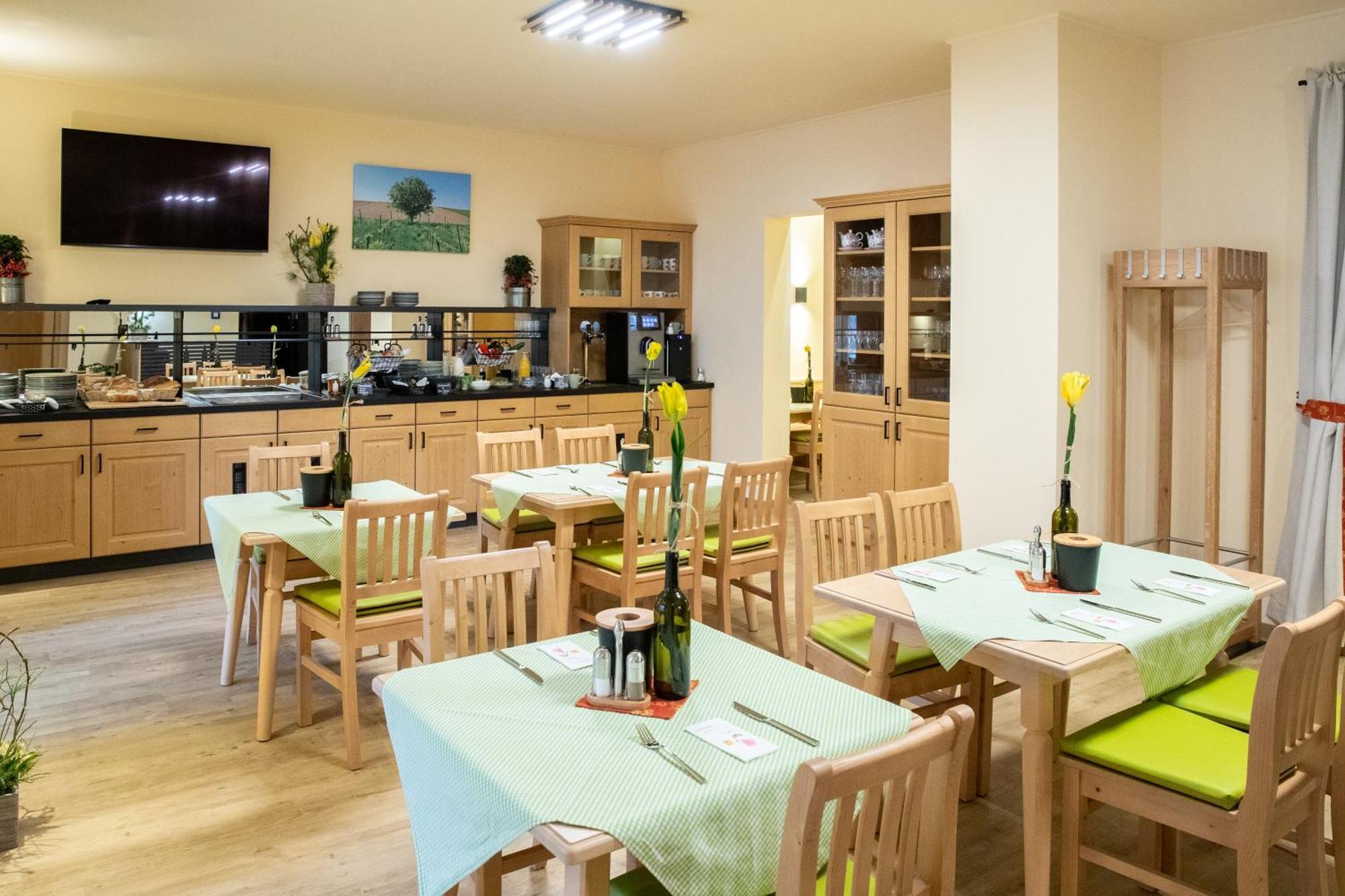 Landhaus Storch - Pension Gänserndorf Zewnętrze zdjęcie